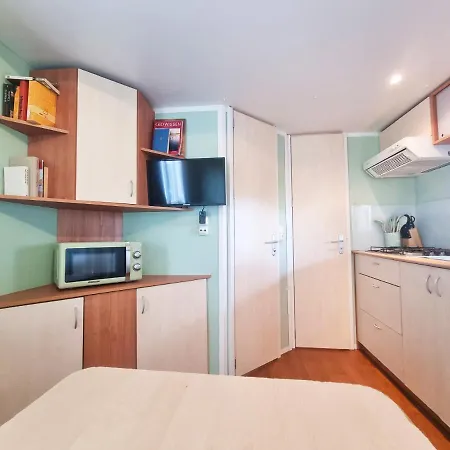 Bungalow Nomad Allegra Dom wakacyjny *